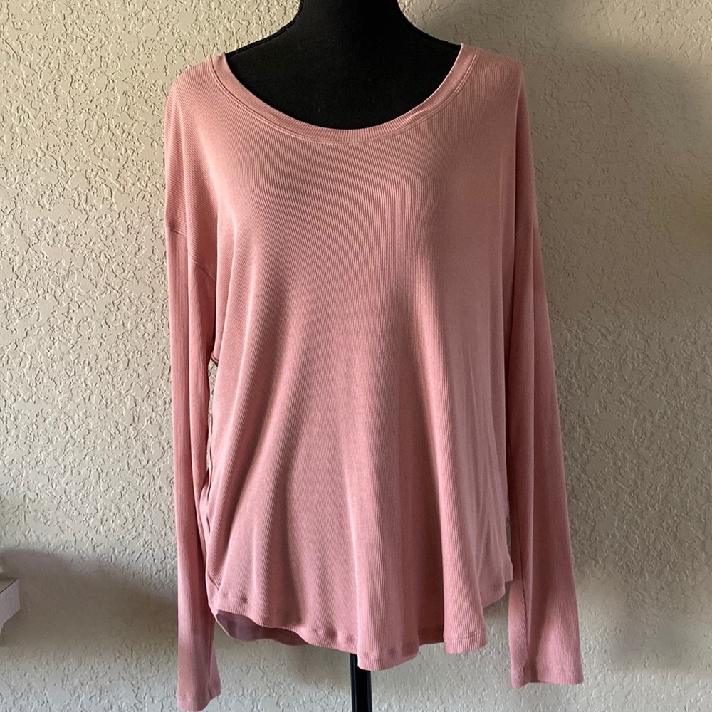 Athleta Cloudlight Ribbed Stratus Long sleeve Pink M